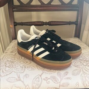 Adidas Gazelle Bold Sneaker